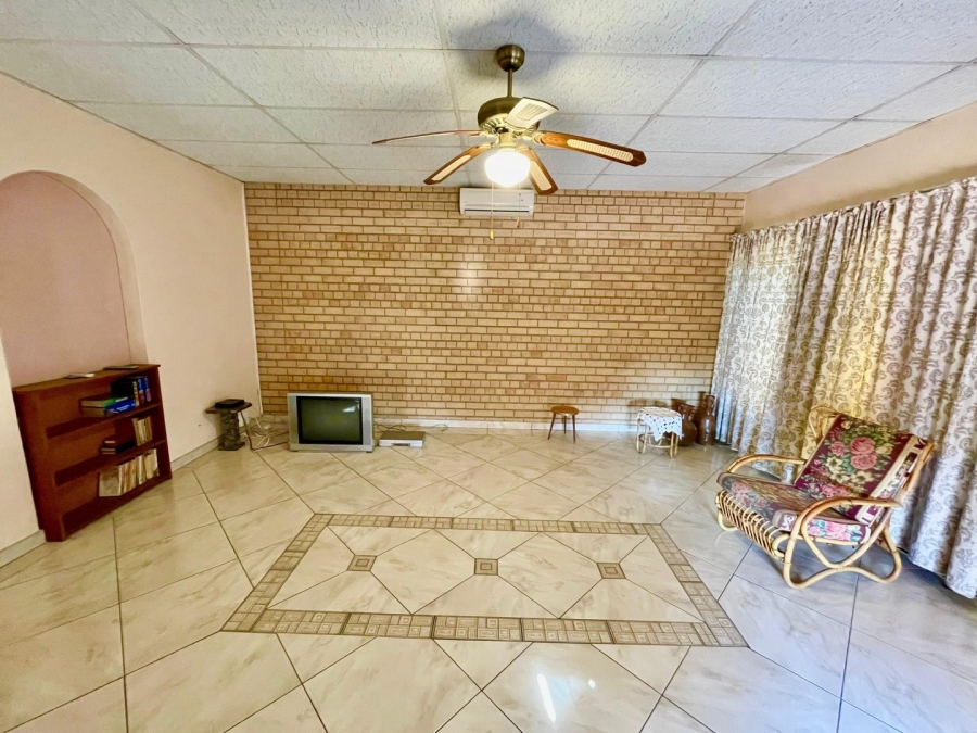 4 Bedroom Property for Sale in Cashan North West